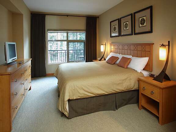 Platinum Suites Resort - Canmore Vacation Rentals